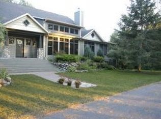 N2424 E Miner Dr, Waupaca, WI 54981