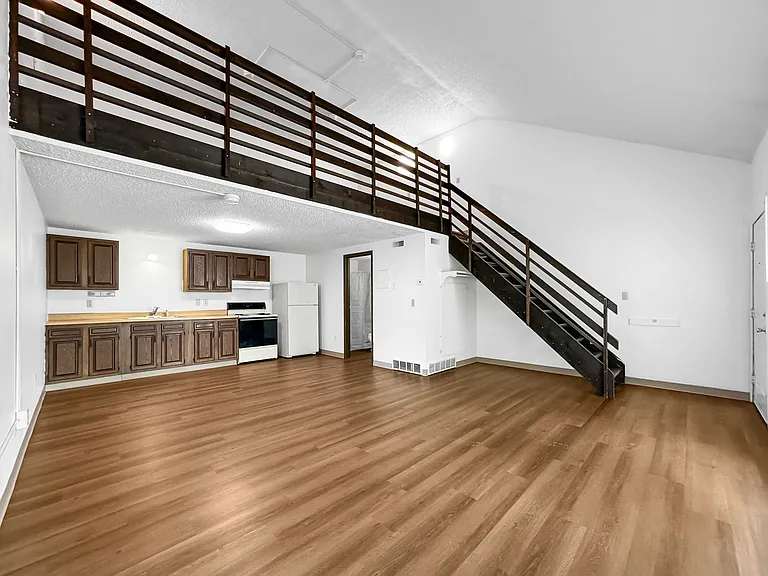 320 Stanton Ave #109 — Photo 3