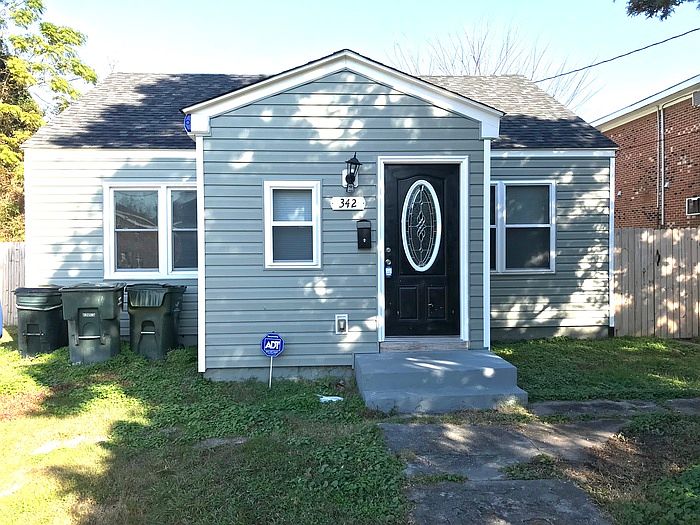 1st image of 342 Fort Worth Ave
