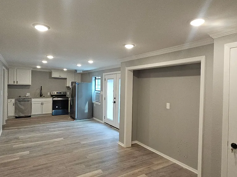 429 Troup Hwy #B-1 — Photo 4