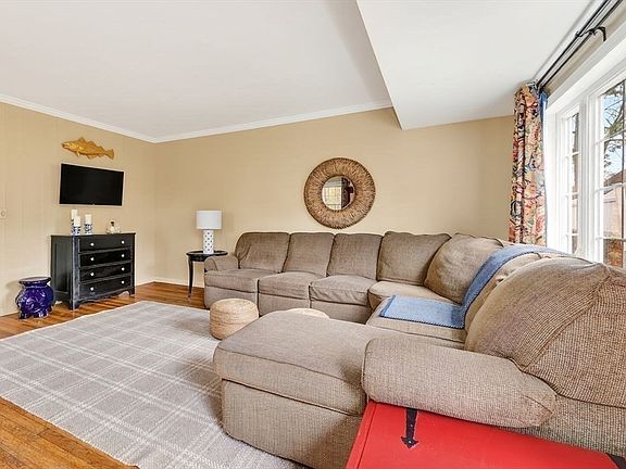 5th image of 15 Leigh Rd