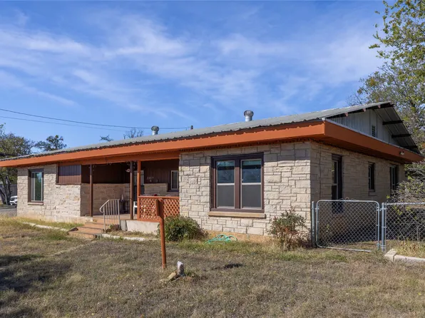 2609 Coggin Ave, Brownwood, TX 76801