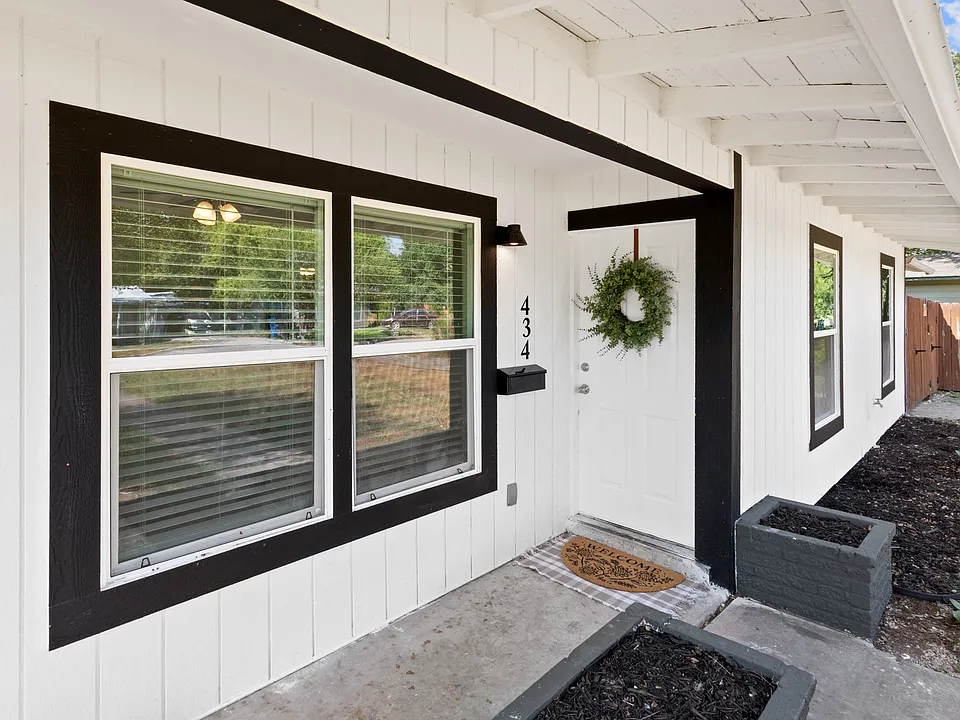 434 Byrnes Dr