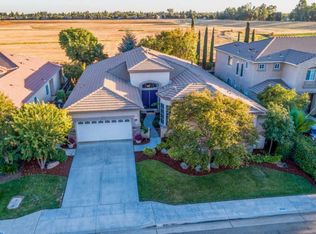 2422 Trenton Ave, Clovis, CA 93619