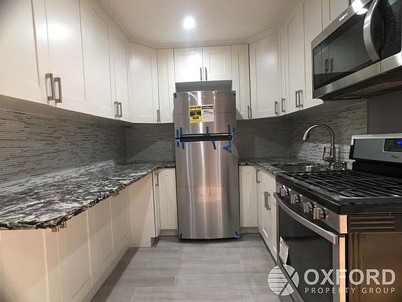 4th image of 697C Evergreen Ave #1
