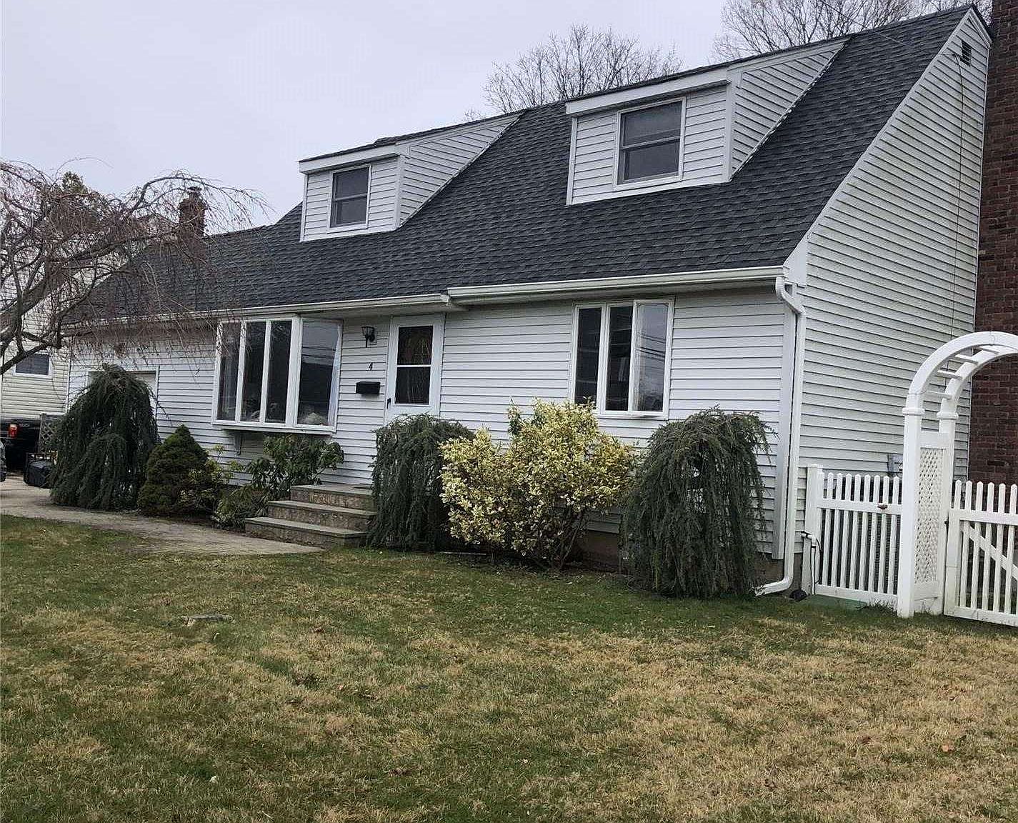 4 Surrey Lane, Massapequa Park, NY 11762 Zillow