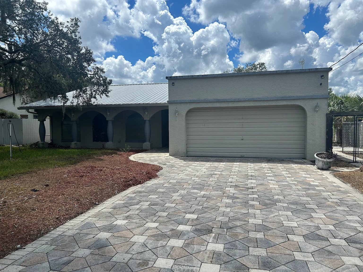 3 bed, 1524 sqft, $2,050 — Photo 2