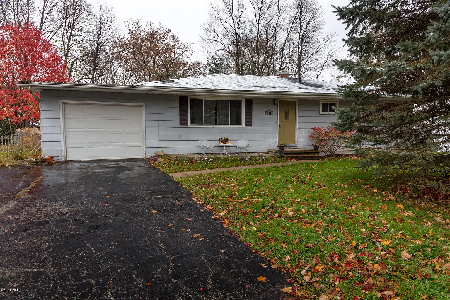 526 Sibley Ln photo 1
