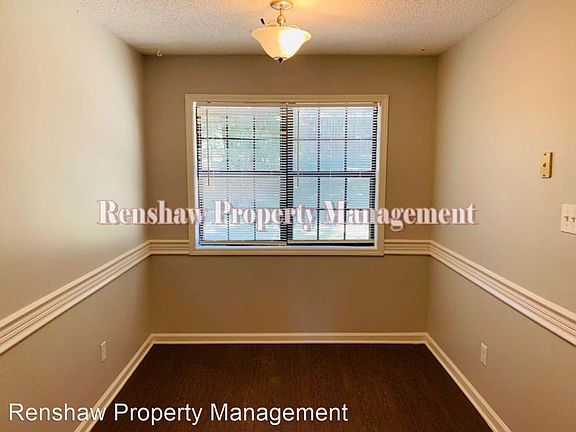 5th image of 892 Oaklawn Pl