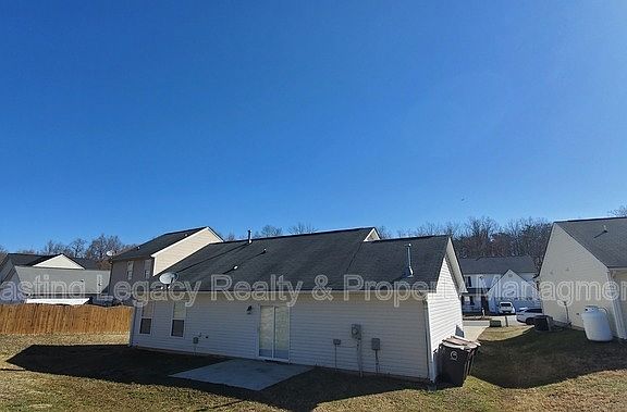 4th image of 4613 Mallard Creek Dr
