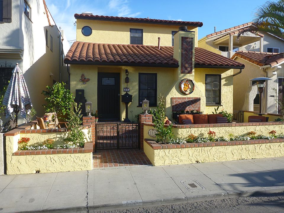 1st image of 110 Covina Ave
