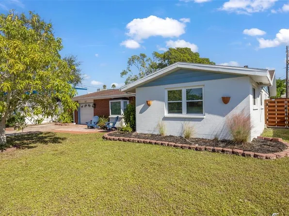 1505 Roslyn Ave, Bradenton, FL 34207