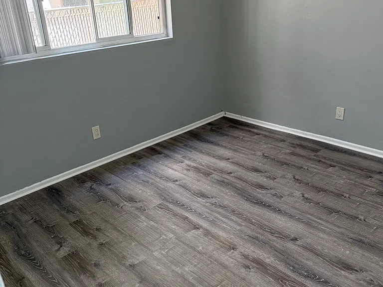 409 Bonair St #2 — Photo 12