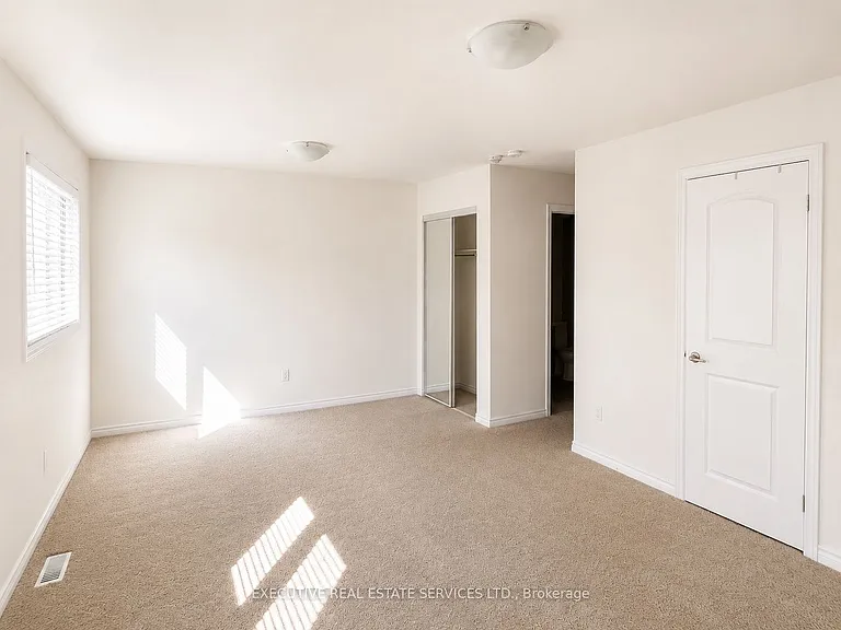 129 Seeley Ave — Photo 12