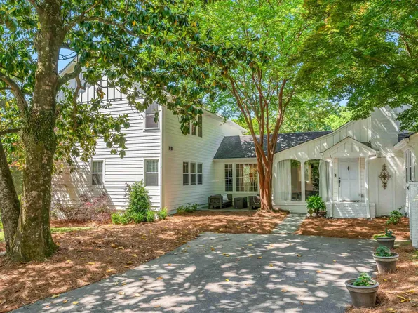 204 Fairmont Dr, Mountain Brk, AL 35213