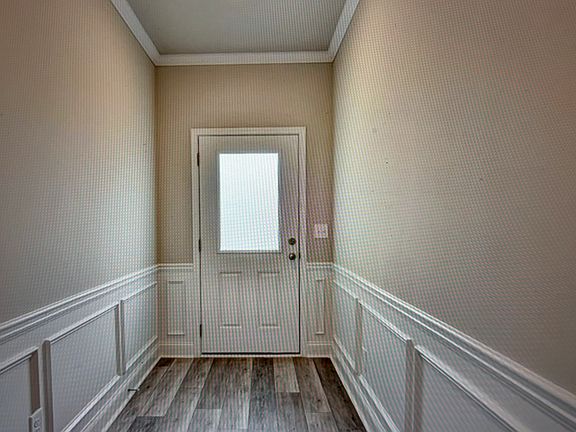 2nd image of 1506 Fern Ridge Ln