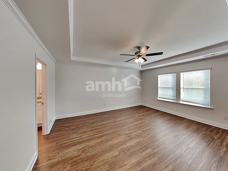 4901 Wilcrest Ct — Photo 11