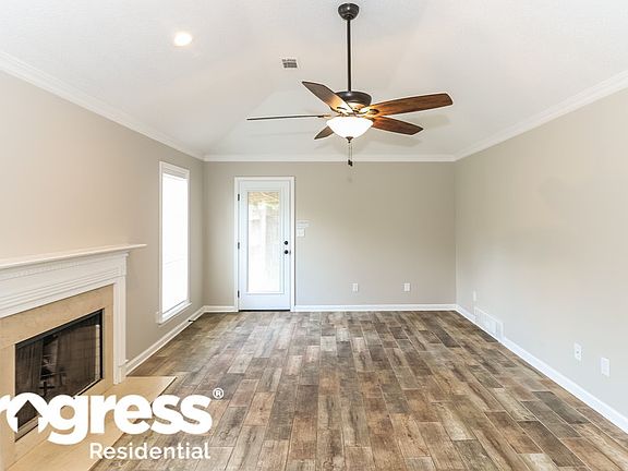 3rd image of 2117 Oak Springs Dr
