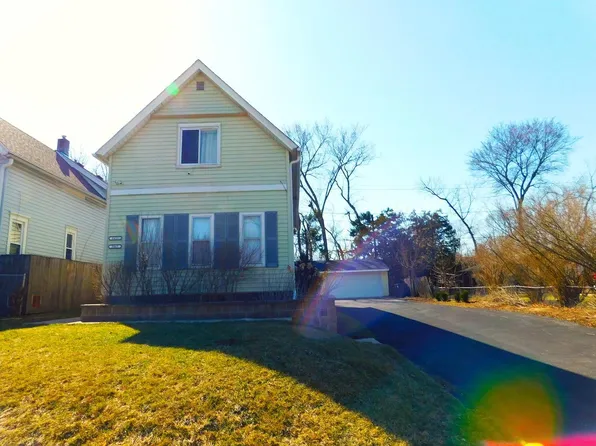 8461 West Maple STREET #8459, West Allis, WI 53214