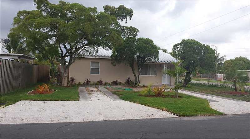 1st image of 1245 NW 4th Ave