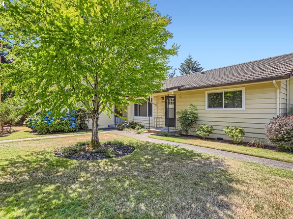 12630 SE Main St, Portland, OR 97233