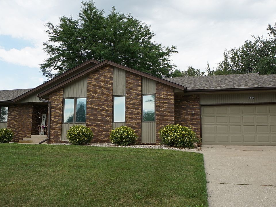 1st image of 6924 Cody Ln