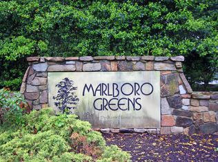 17 Aspen Ave, Englishtown, NJ 07726