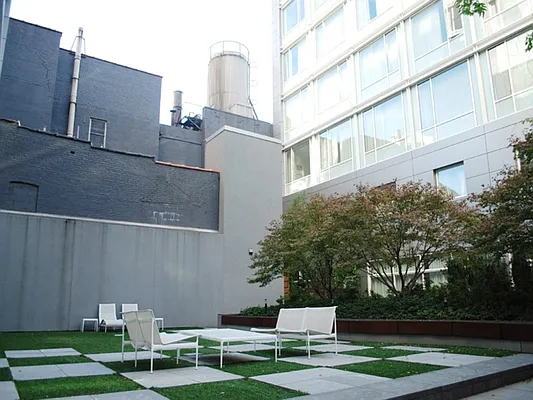 Sold by Sotheby's International Realty | media 9