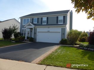 1382 Collins Dr, Cary, IL 60013