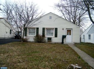 22 Scarlet Ave, Aston, PA 19014