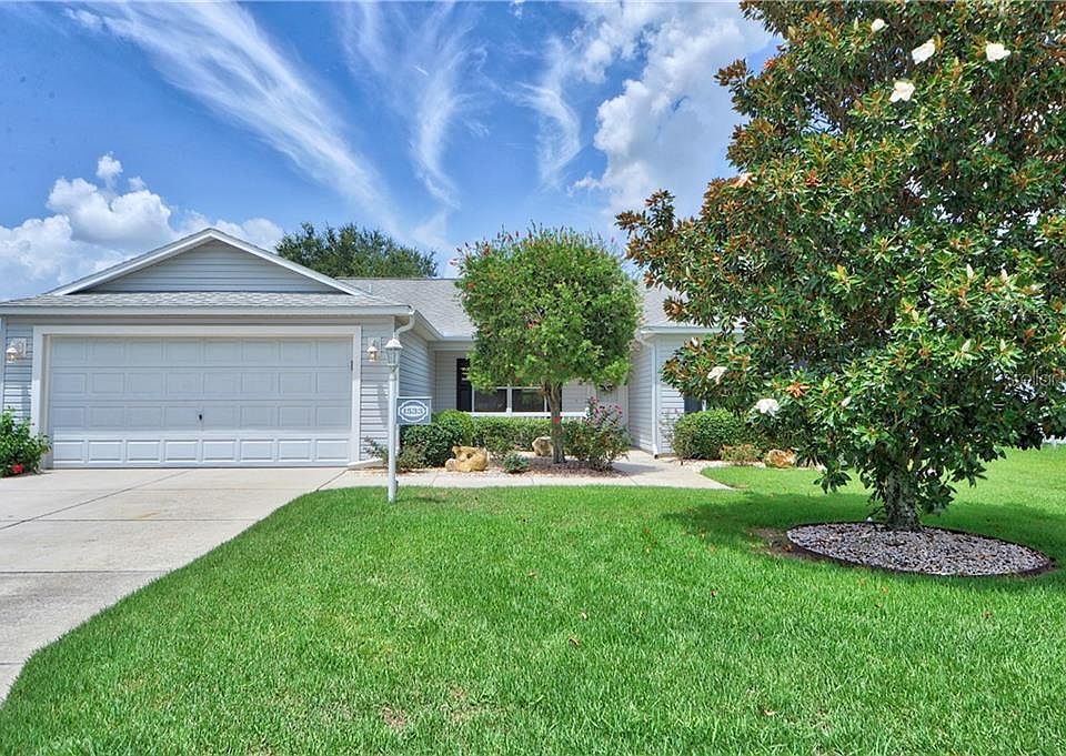 1st image of 1533 Hollyberry Pl