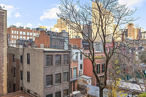 Rented by Compass | media 14