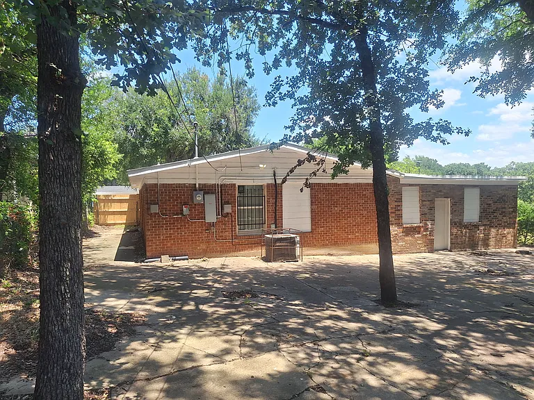 5912 Maceo Ln — Photo 21