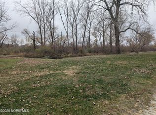 7960 Sand Beach Rd, Oak Harbor, OH 43449