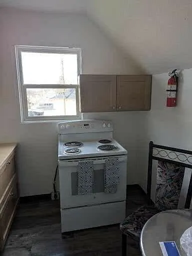 1505 N Adams St — Photo 6