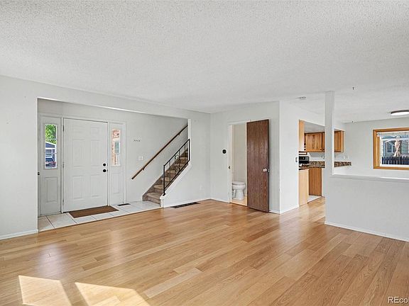 4th image of 4853 S Hoyt Street
