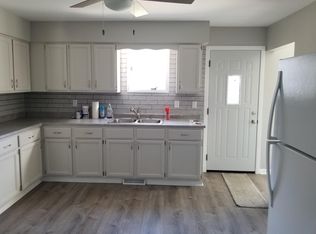 536 E 17th St #2, Lockport, IL 60441