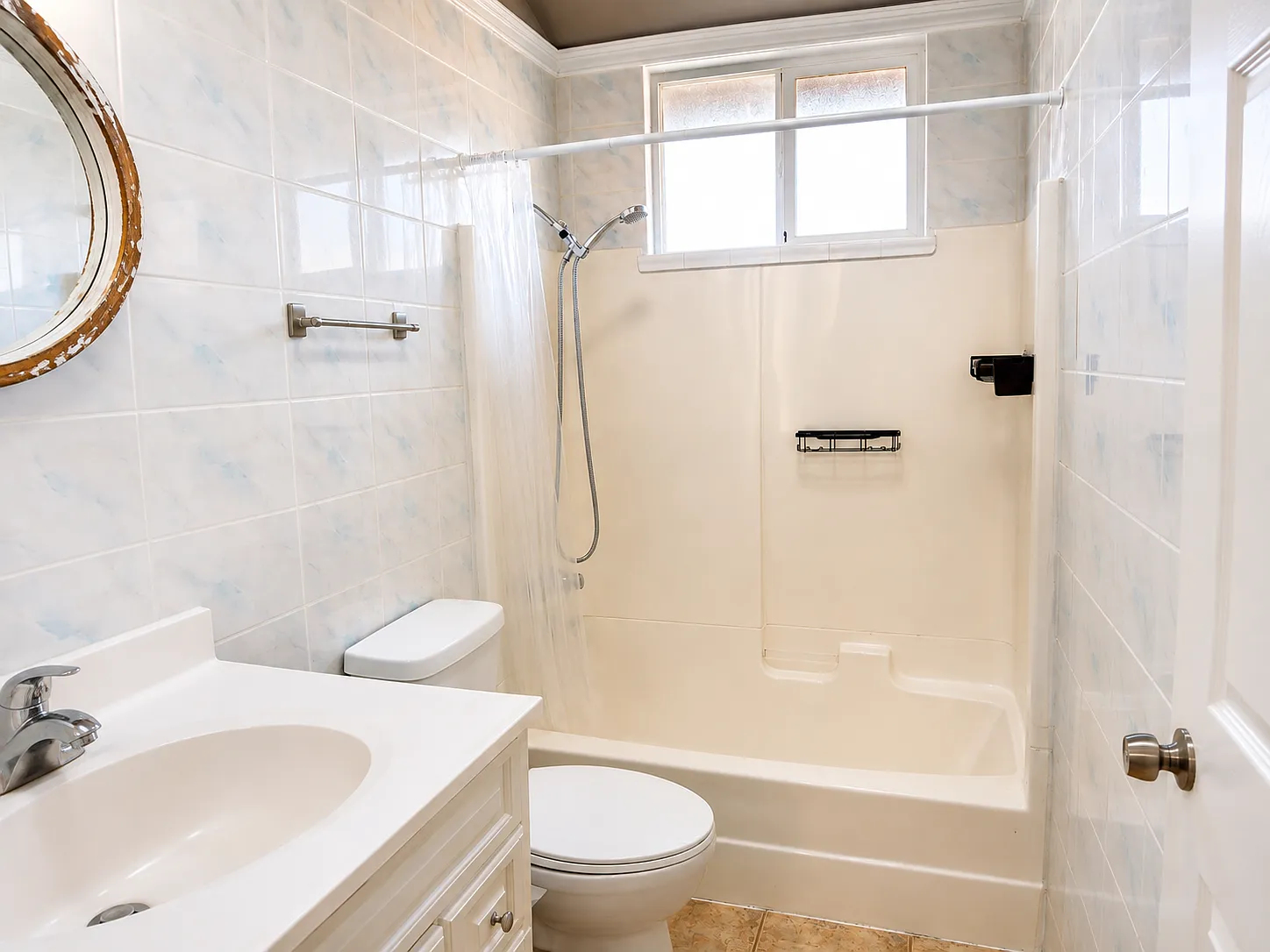 1818 Halterman Ave — Photo 4
