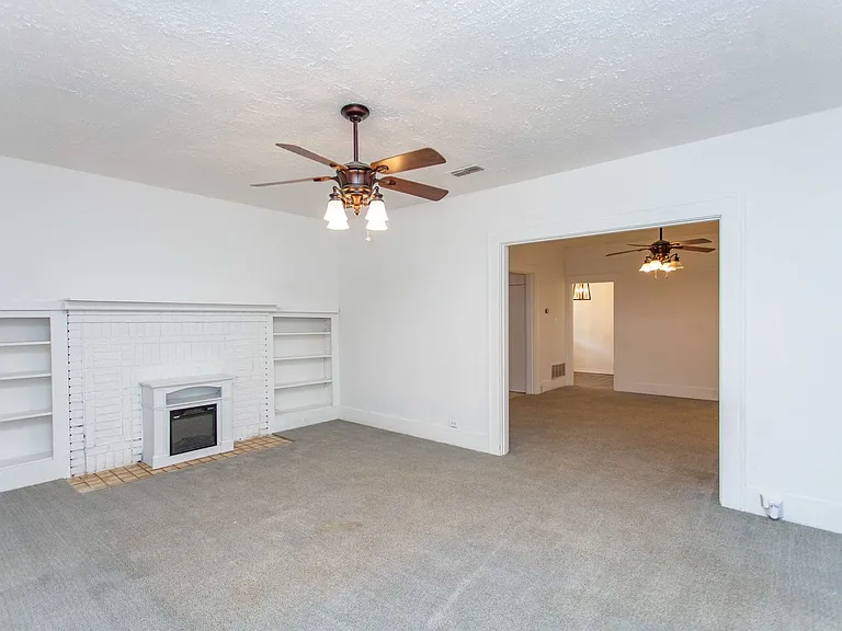1710 Pearl Ave — Photo 7