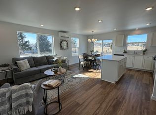 713 NE McCampbell St, Madras, OR 97741