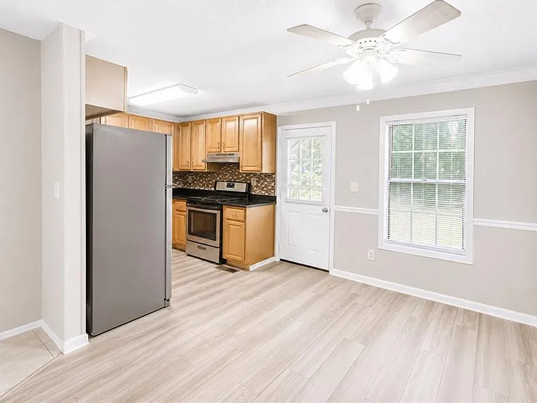 3065 Destin Cir — Photo 12