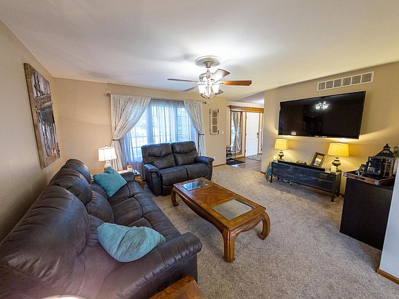 3rd image of 5309 Thackeray Dr