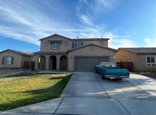 660 Garnet St, Imperial, CA 92251