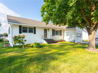 2102 State St, Granger, IA 50109