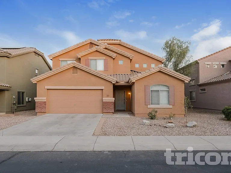 23873 W Bowker St — Photo 1