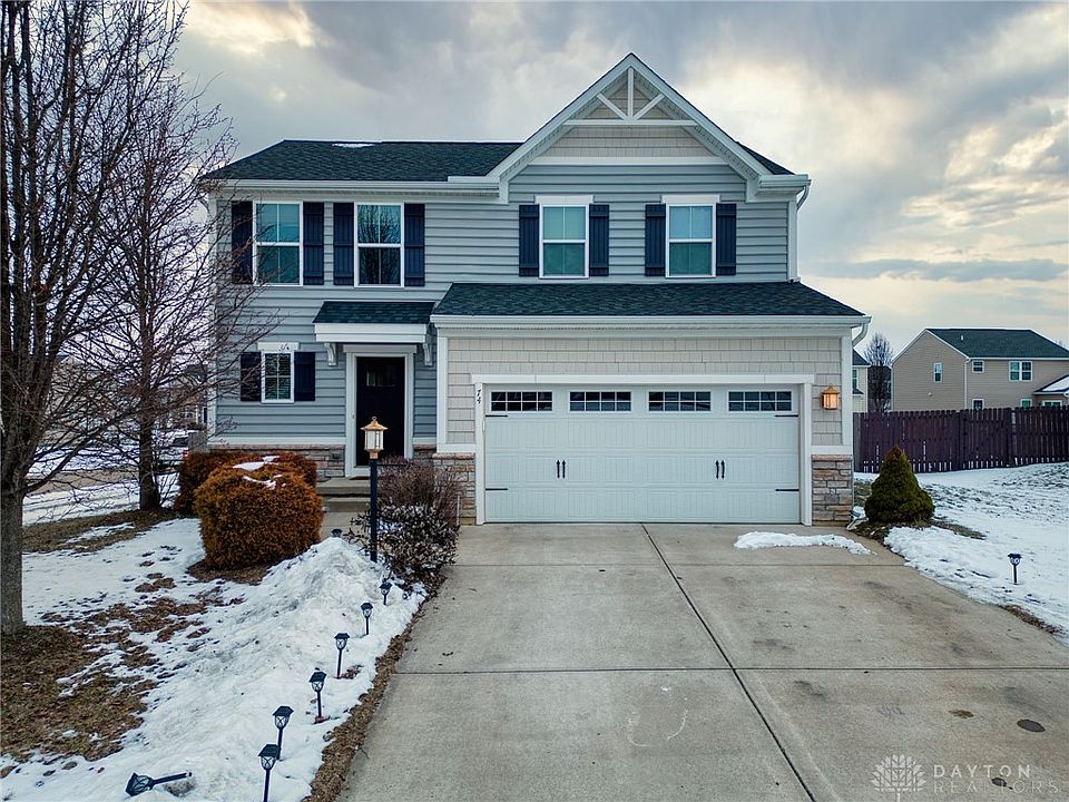 1st image of 74 Cascade Dr