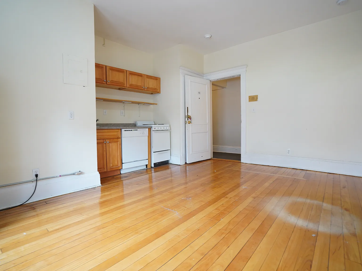 1 bed, 550 sqft, $2,250 — Photo 3