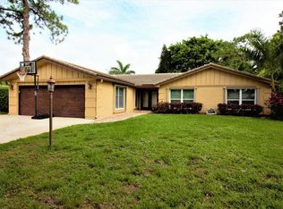 22089 Serenata Cir W, Boca Raton, FL 33433