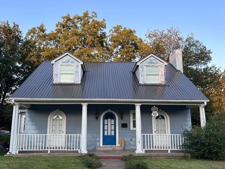 1427 N Woods St — Photo 23