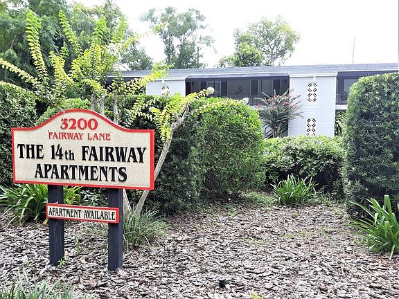 3rd image of 3200 Fairway Ln APT 5